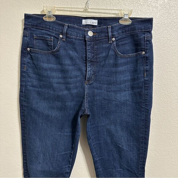 LOFT Size 31 / 12 Dark Wash Skinny Denim High Rise Ankle Snap Jeans - Picture 3 of 10